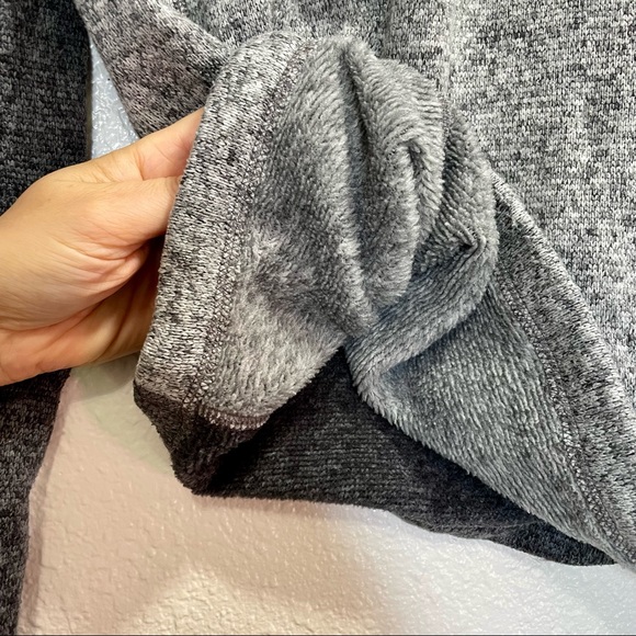 Woolrich 1/2 Zip Pull over Sweater - Picture 5 of 7